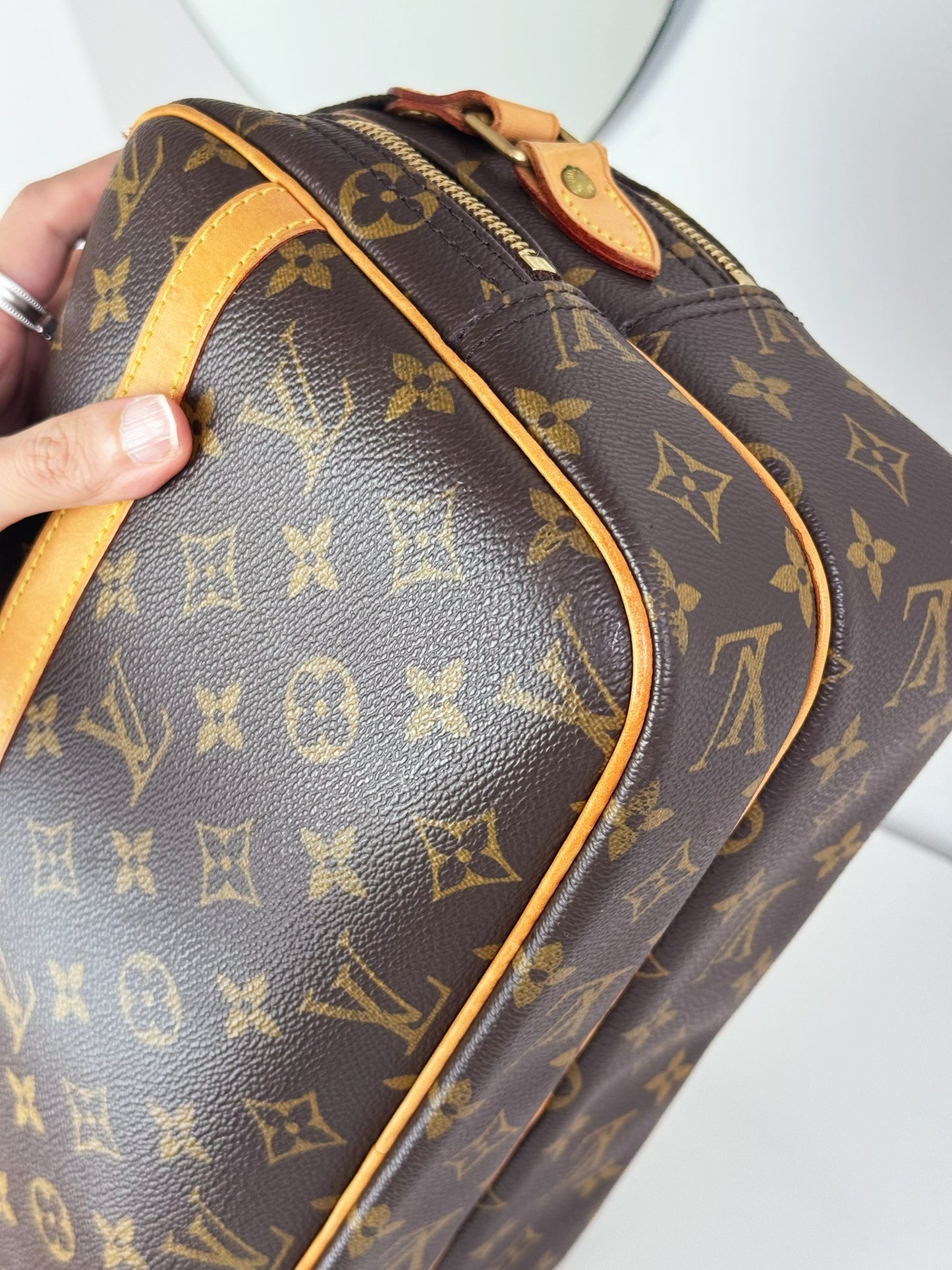 Louis Vuitton Vintage Reporter Shoulder Crossbody Bag