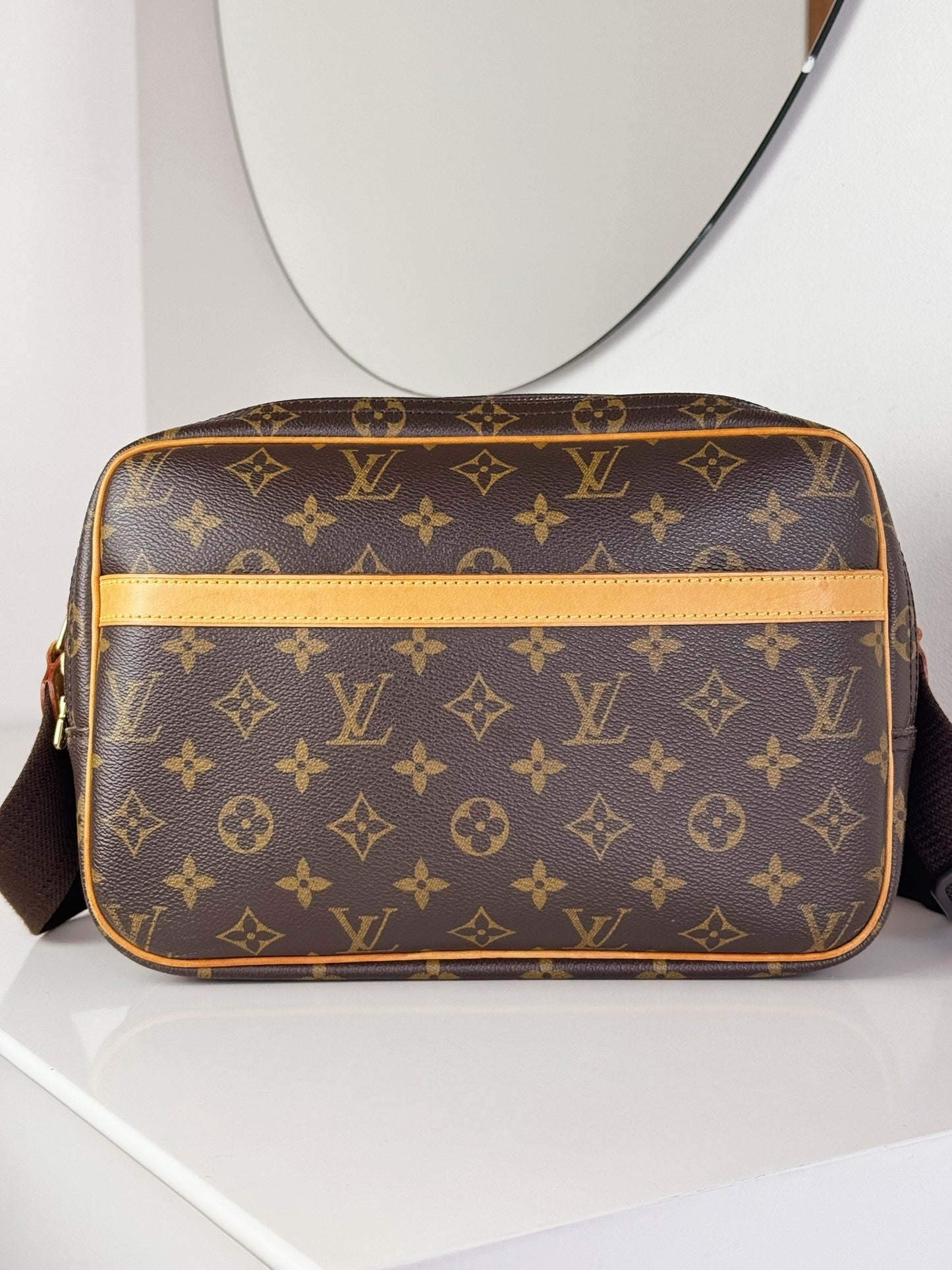 Louis Vuitton Vintage Reporter Shoulder Crossbody Bag