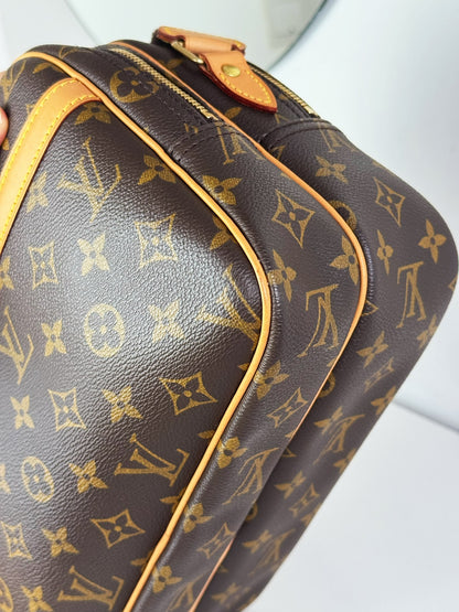 Louis Vuitton Vintage Reporter Shoulder Crossbody Bag