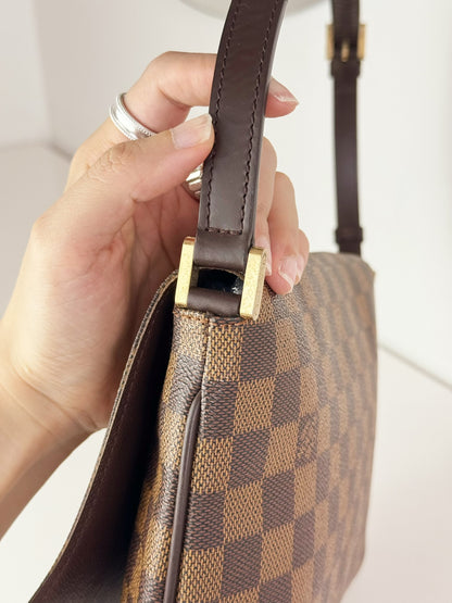 Louis Vuitton Vintage Damier Musette Tango Shoulder Crossbody Bag