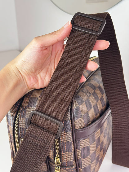 Louis Vuitton Vintage Damier Reporter Shoulder Crossbody Bag