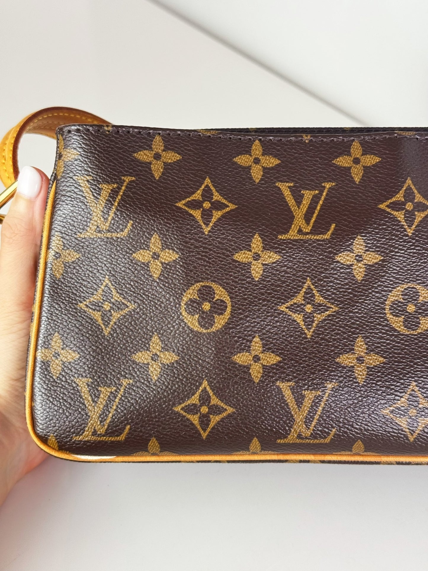 Louis Vuitton Viva Cite MM Shoulder Crossbody Bag
