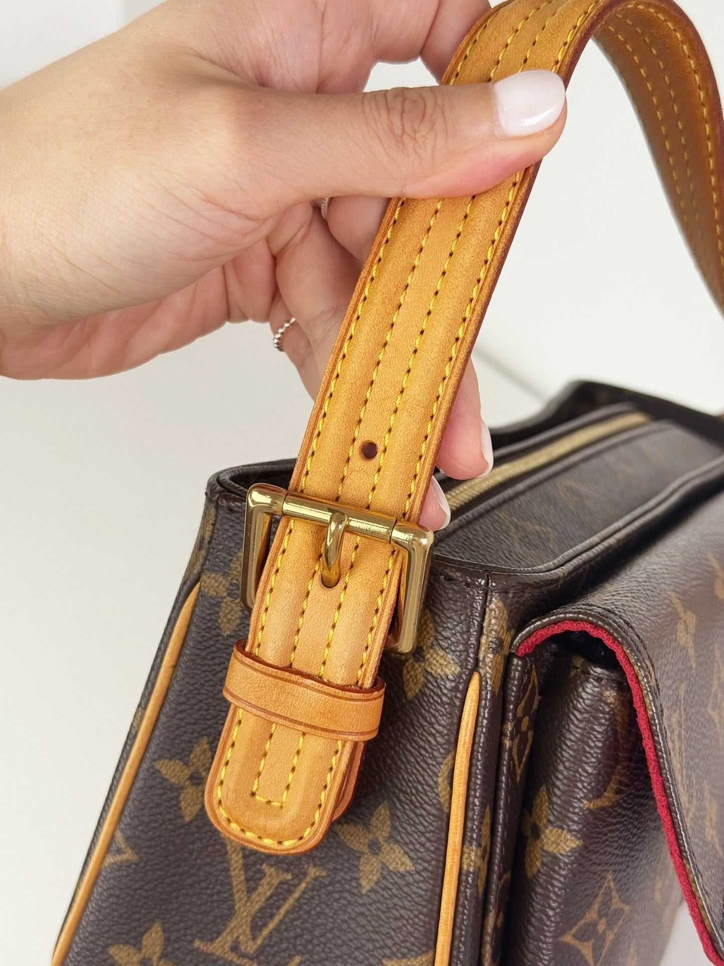 Louis Vuitton Viva Cite MM Shoulder Crossbody Bag