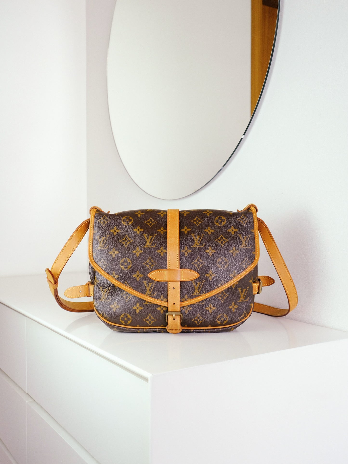 Louis Vuitton Vintage Saumur 30 Shoulder Crossbody Bag