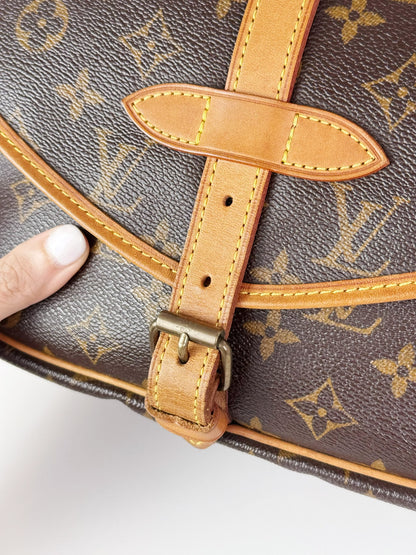 Louis Vuitton Vintage Saumur 30 Shoulder Crossbody Bag