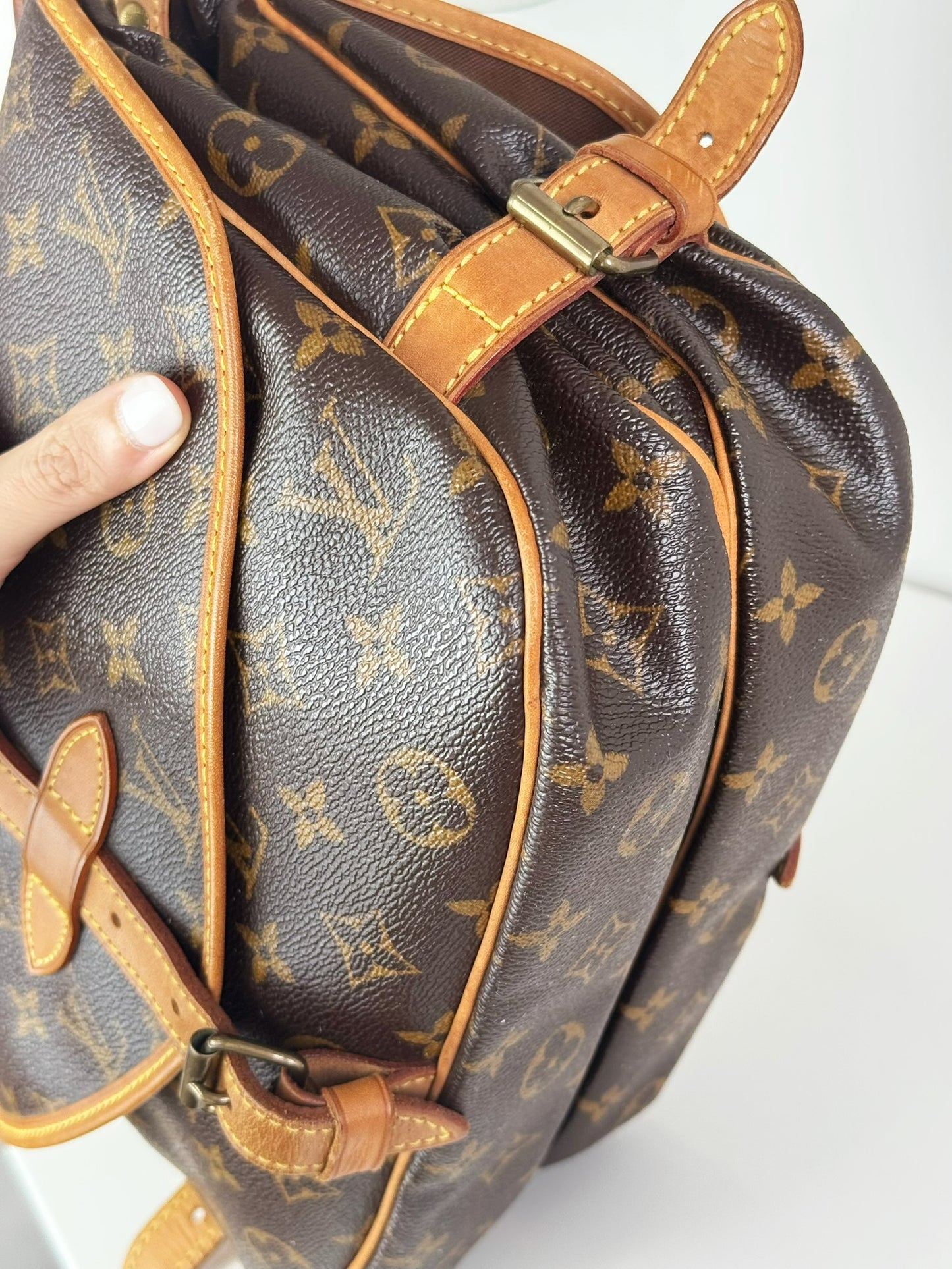 Louis Vuitton Vintage Saumur 30 Shoulder Crossbody Bag