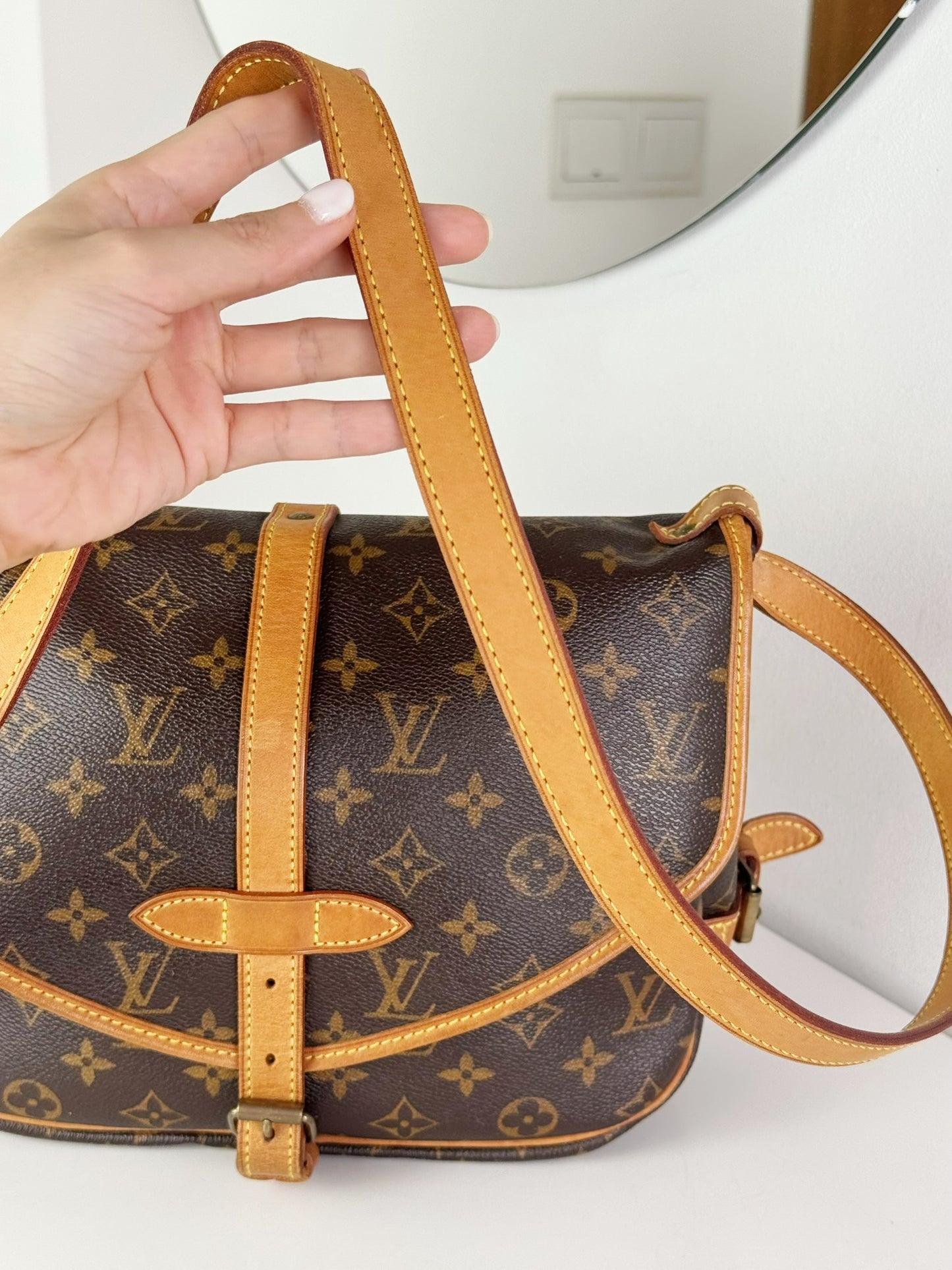 Louis Vuitton Vintage Saumur 30 Shoulder Crossbody Bag