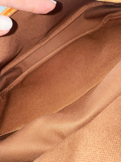 Louis Vuitton Vintage Saumur 30 Shoulder Crossbody Bag