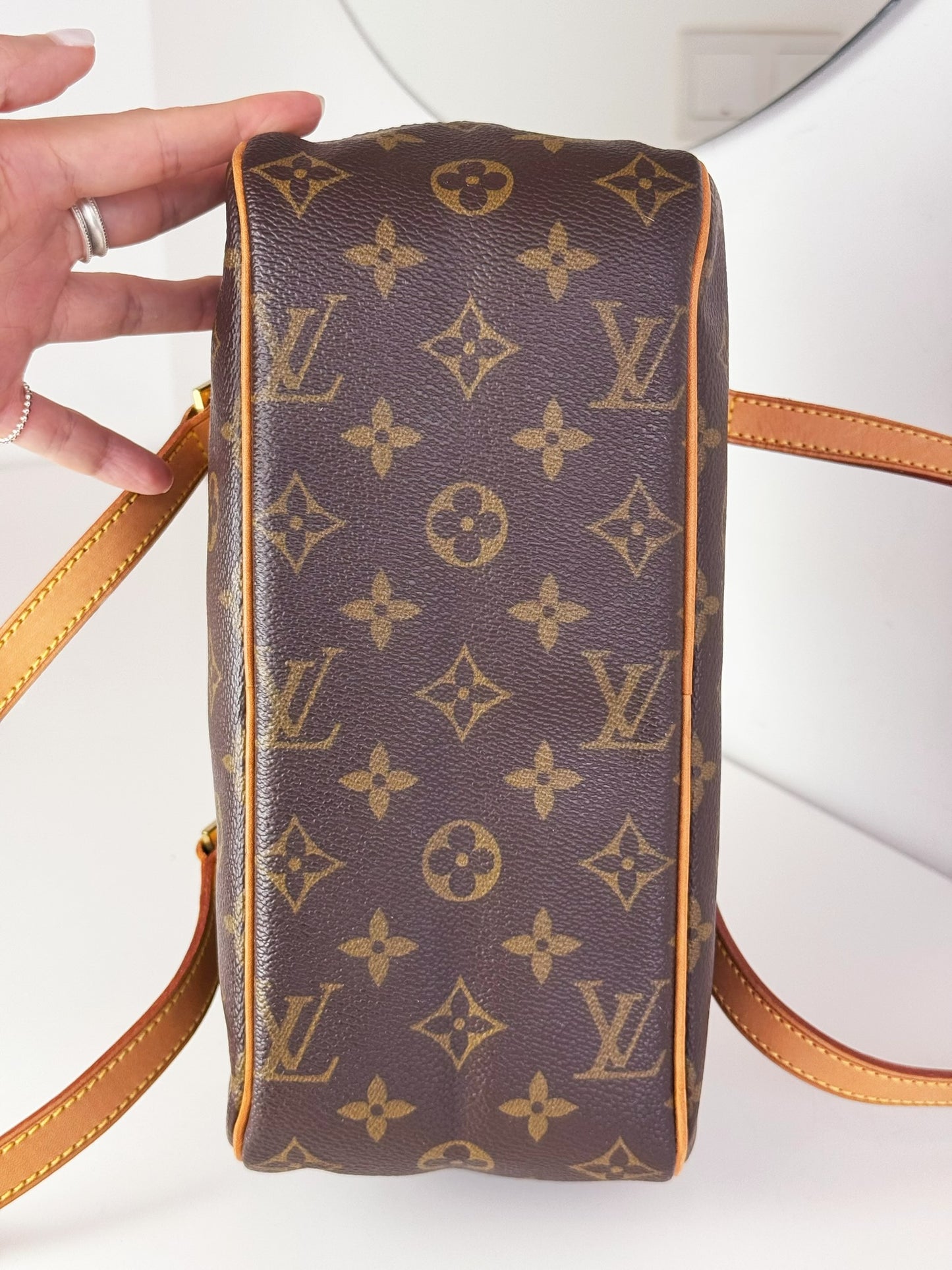 Louis Vuitton Vintage Cite MM Shoulder Bag