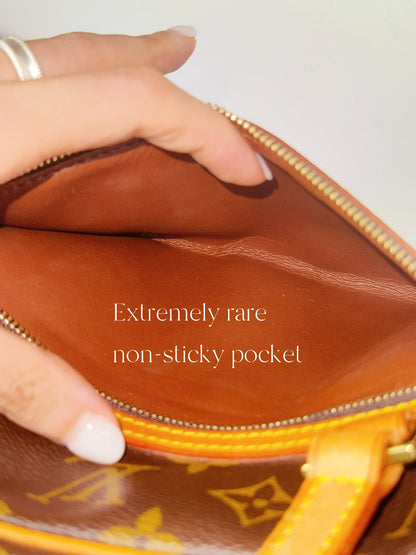 Louis Vuitton Vintage Cite MM Shoulder Bag