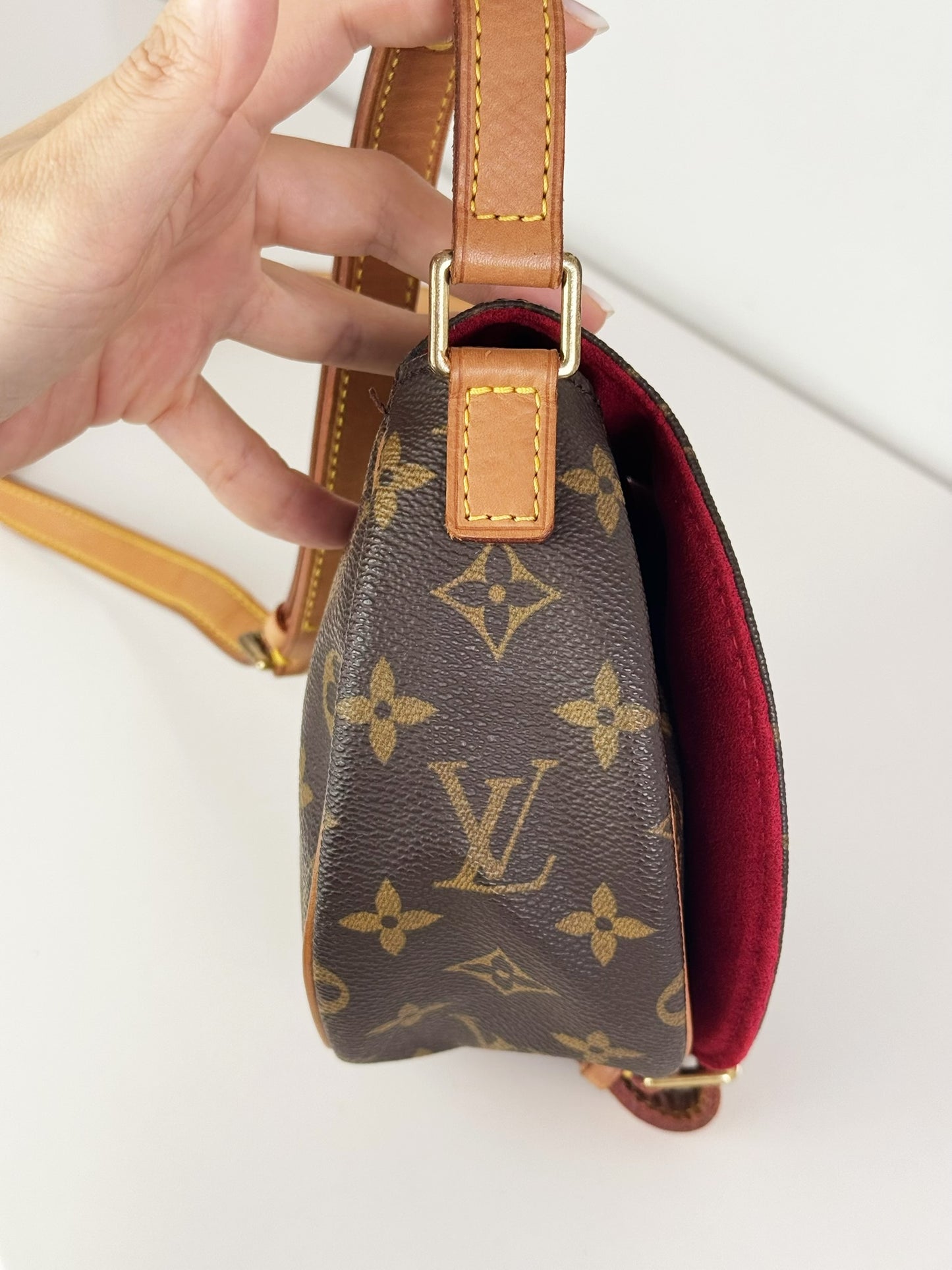 Louis Vuitton Vintage Tambourine Crossbody Bag