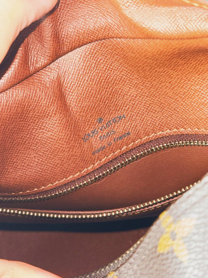 Louis Vuitton Vintage Boulogne Shoulder Crossbody Bag