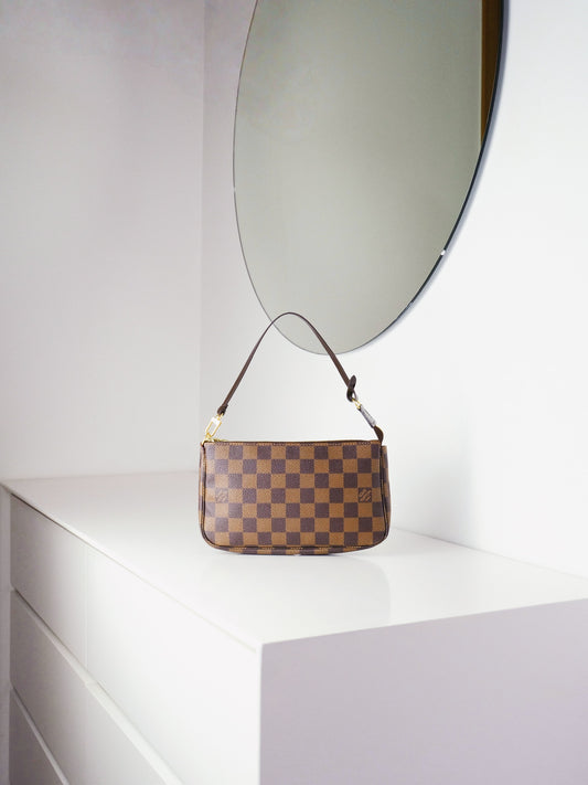 Louis Vuitton Vintage Damier Pochette Accessoires Shoulder Crossbody Bag