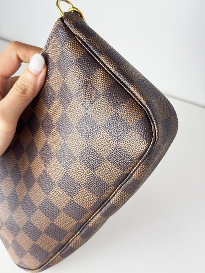 Louis Vuitton Vintage Damier Pochette Accessoires Shoulder Crossbody Bag