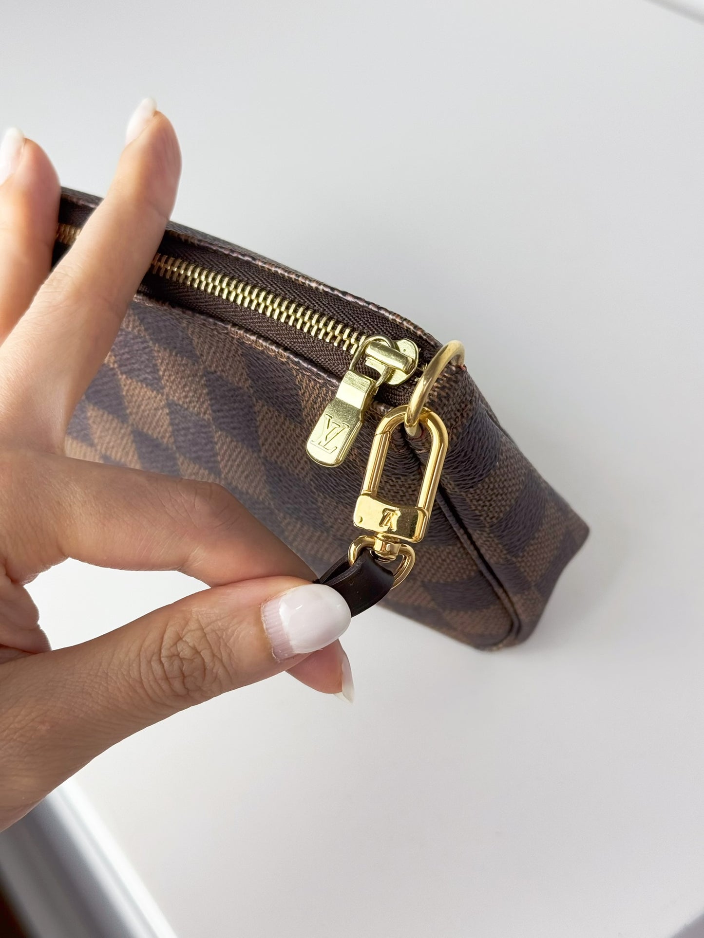 Louis Vuitton Vintage Damier Pochette Accessoires Shoulder Crossbody Bag