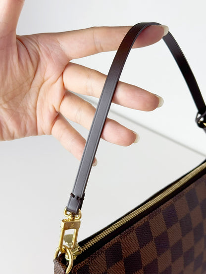 Louis Vuitton Vintage Damier Pochette Accessoires Shoulder Crossbody Bag