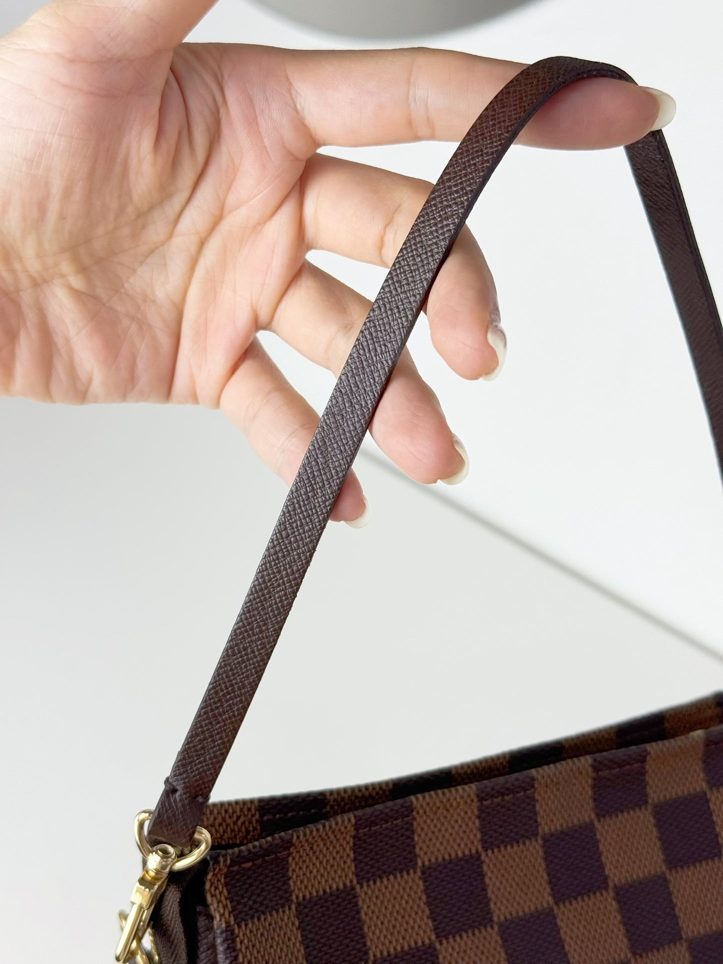 Louis Vuitton Vintage Damier Trousse Pochette Shoulder Crossbody Bag