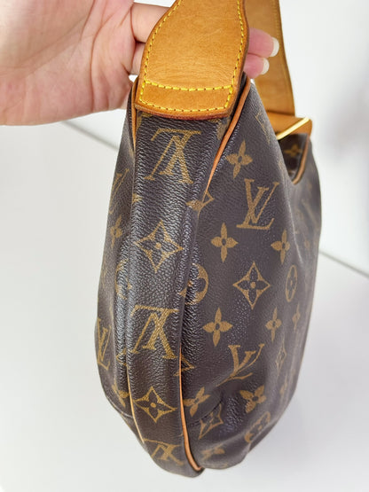 Louis Vuitton Vintage Croissant MM Shoulder Bag