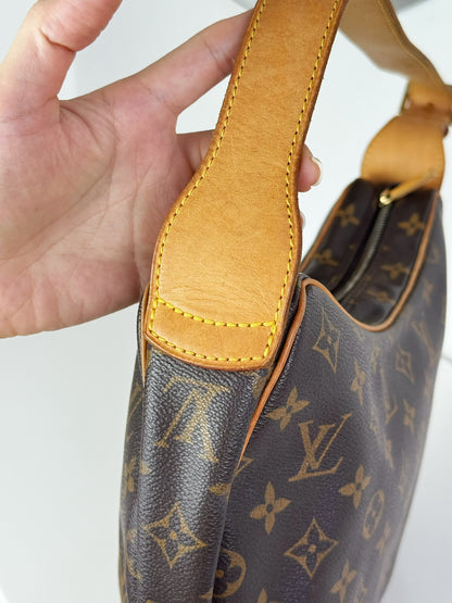 Louis Vuitton Vintage Croissant MM Shoulder Bag