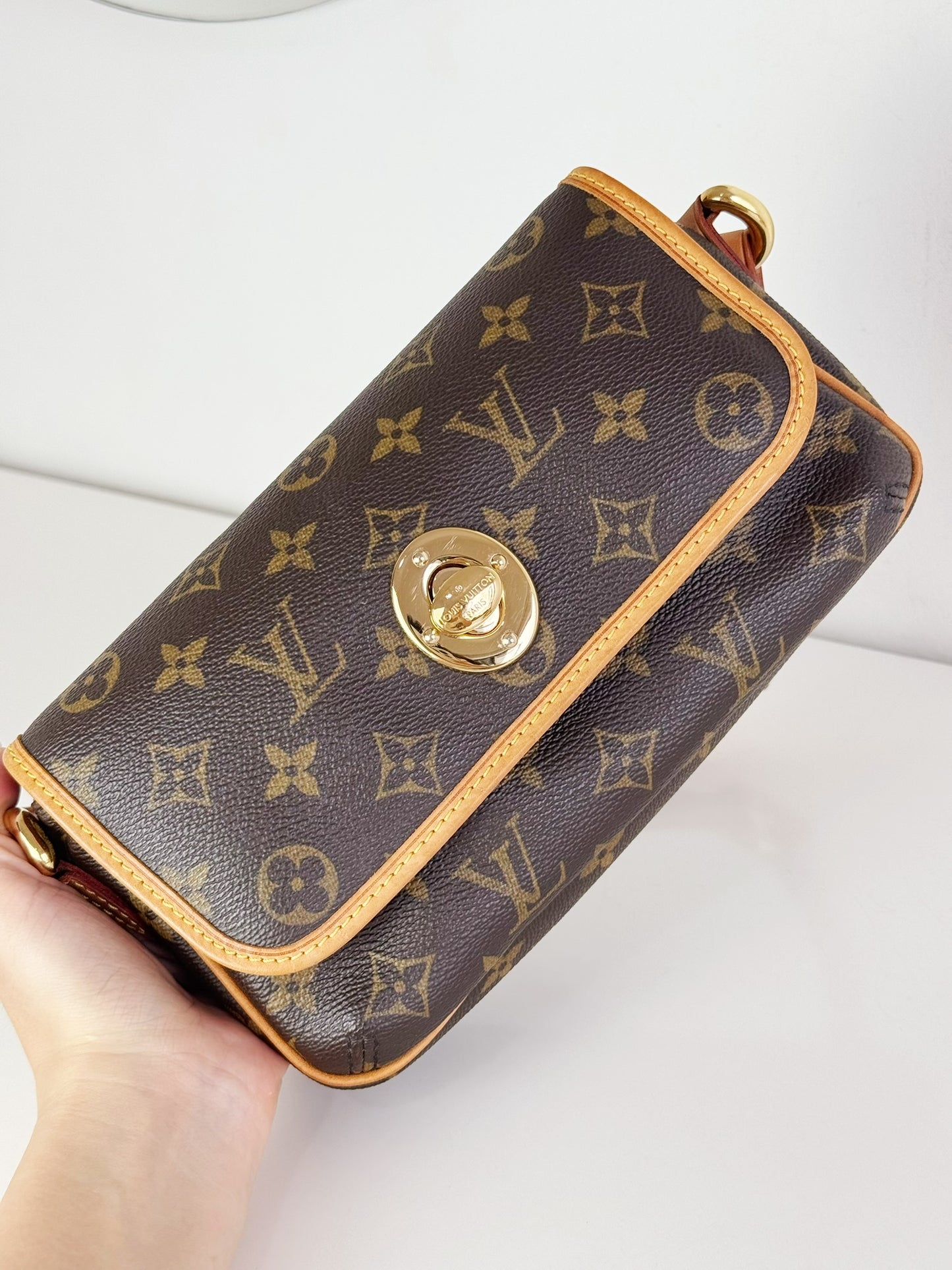 Louis Vuitton Vintage Tikal PM Shoulder Bag