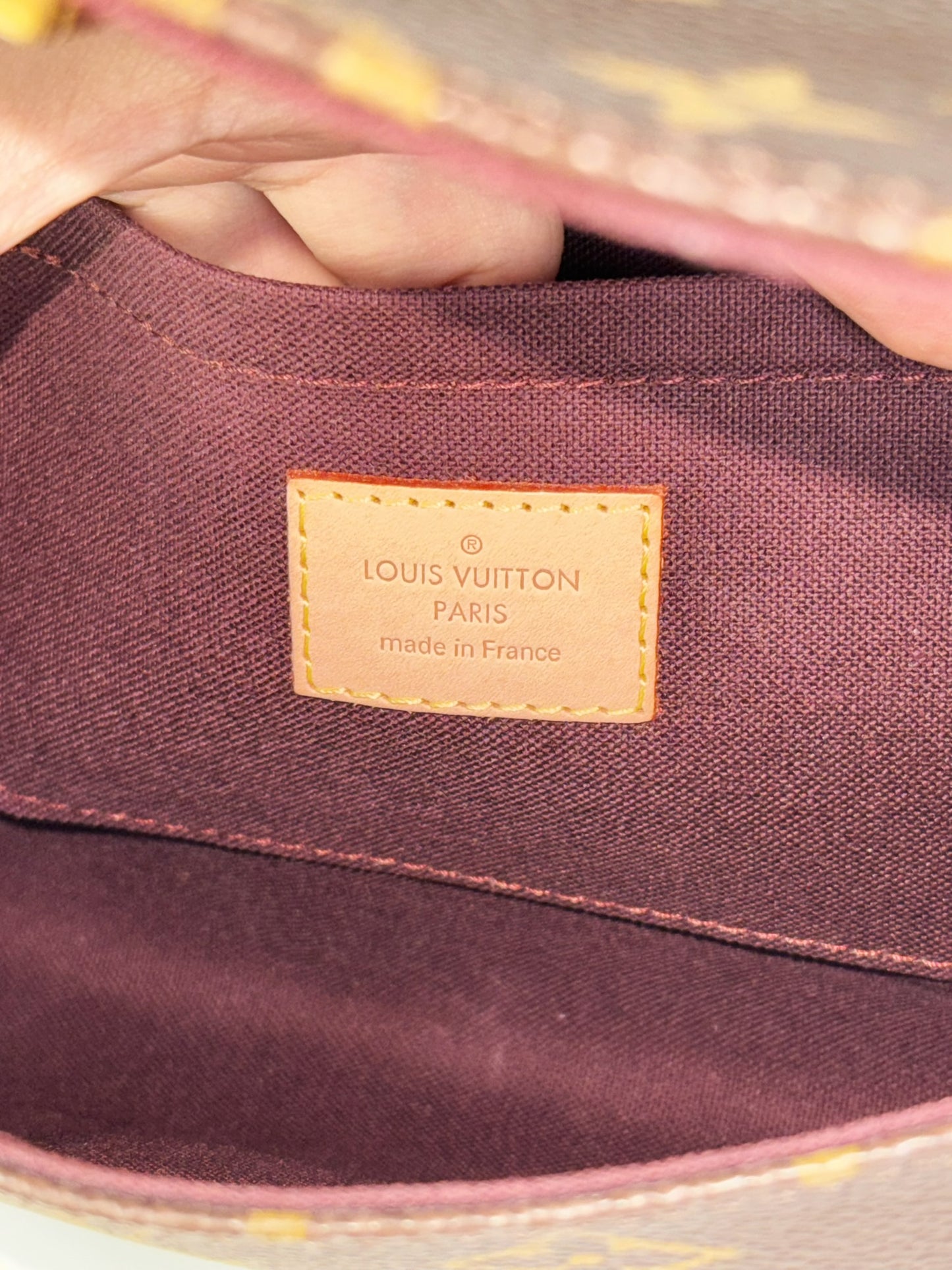 Louis Vuitton Vintage Favorite MM Shoulder Crossbody Bag