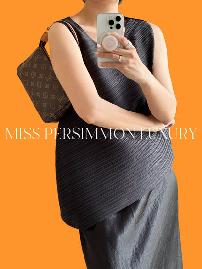 Louis Vuitton Vintage Pochette Accessoires Shoulder Crossbody Bag