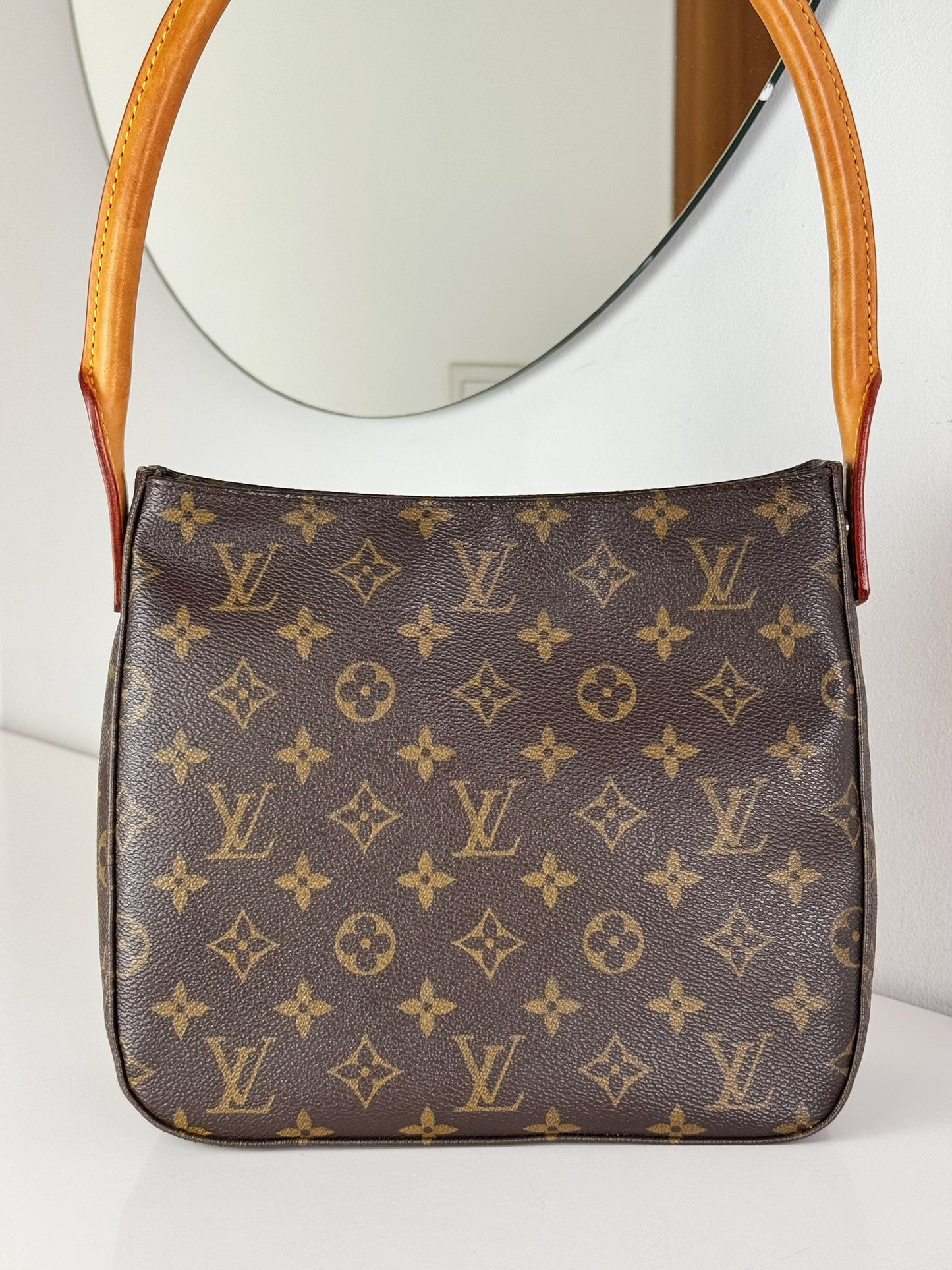 Louis Vuitton Vintage Looping MM Shoulder Bag