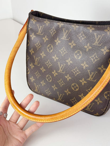 Louis Vuitton Vintage Looping MM Shoulder Bag