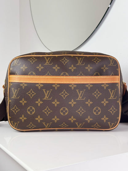Louis Vuitton Vintage Reporter Shoulder Crossbody Bag