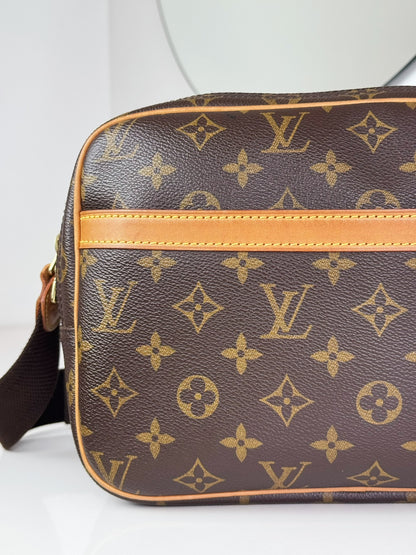 Louis Vuitton Vintage Reporter Shoulder Crossbody Bag