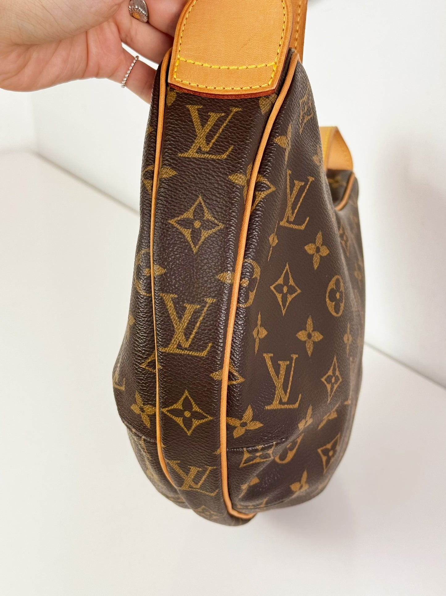 Louis Vuitton Vintage Croissant MM Shoulder Bag