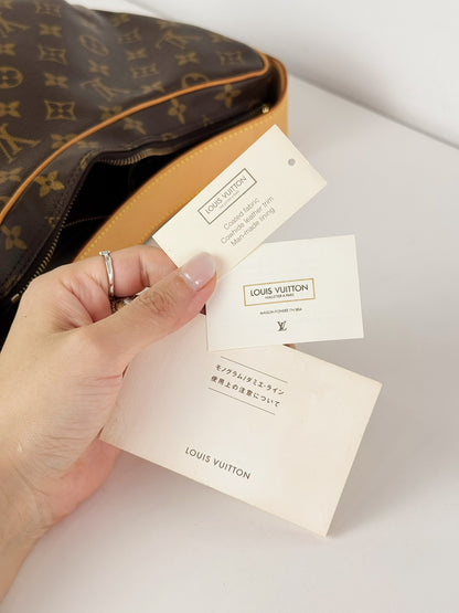 Louis Vuitton Vintage Croissant MM Shoulder Bag