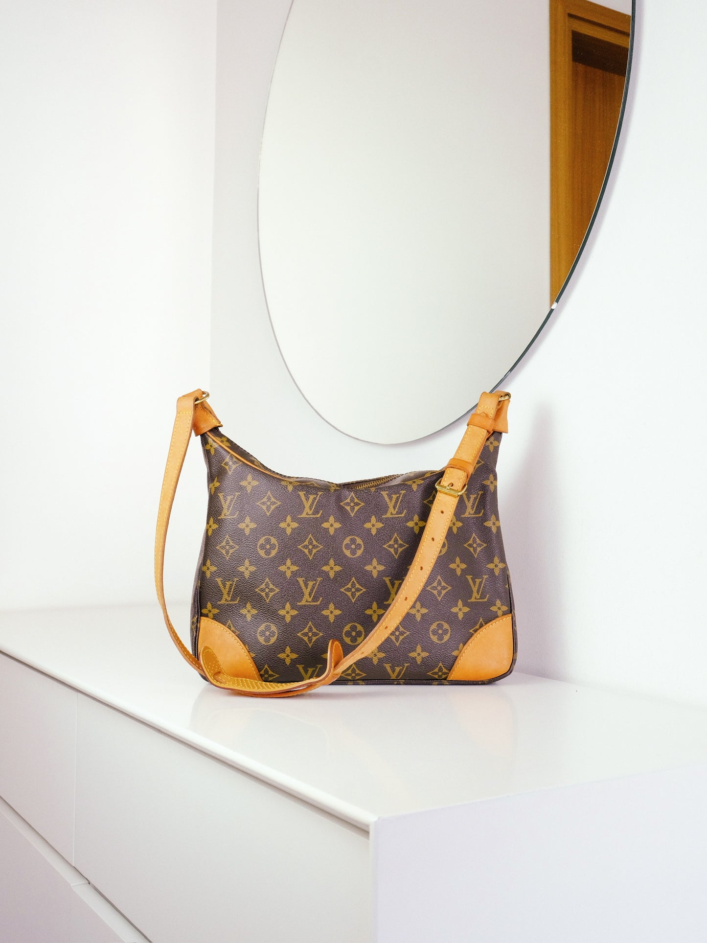 Louis Vuitton Vintage Boulogne Shoulder Crossbody Bag