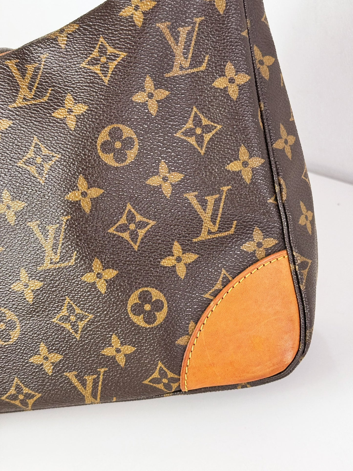 Louis Vuitton Vintage Boulogne Shoulder Crossbody Bag