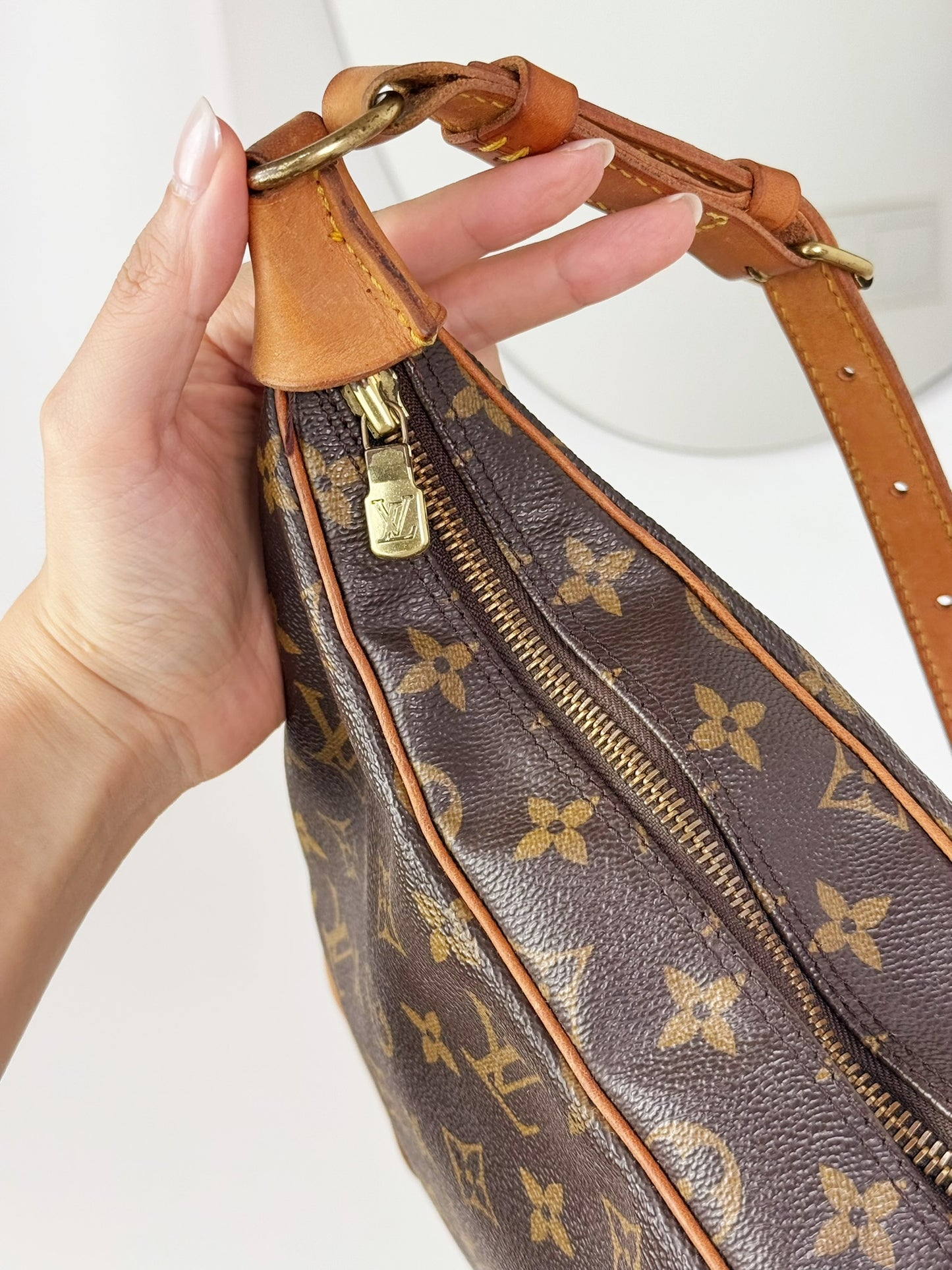 Louis Vuitton Vintage Boulogne Shoulder Crossbody Bag