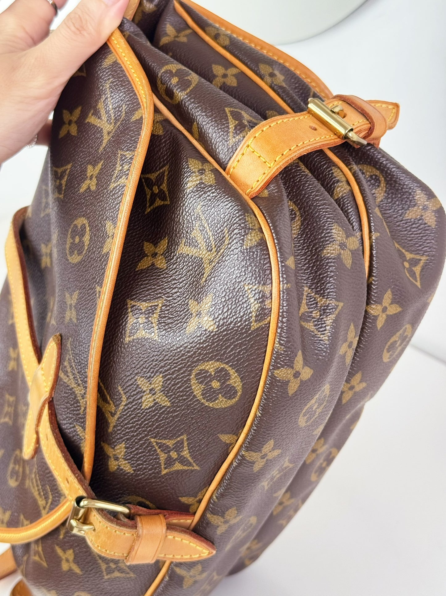 Louis Vuitton Vintage Saumur 30 Shoulder Crossbody Bag