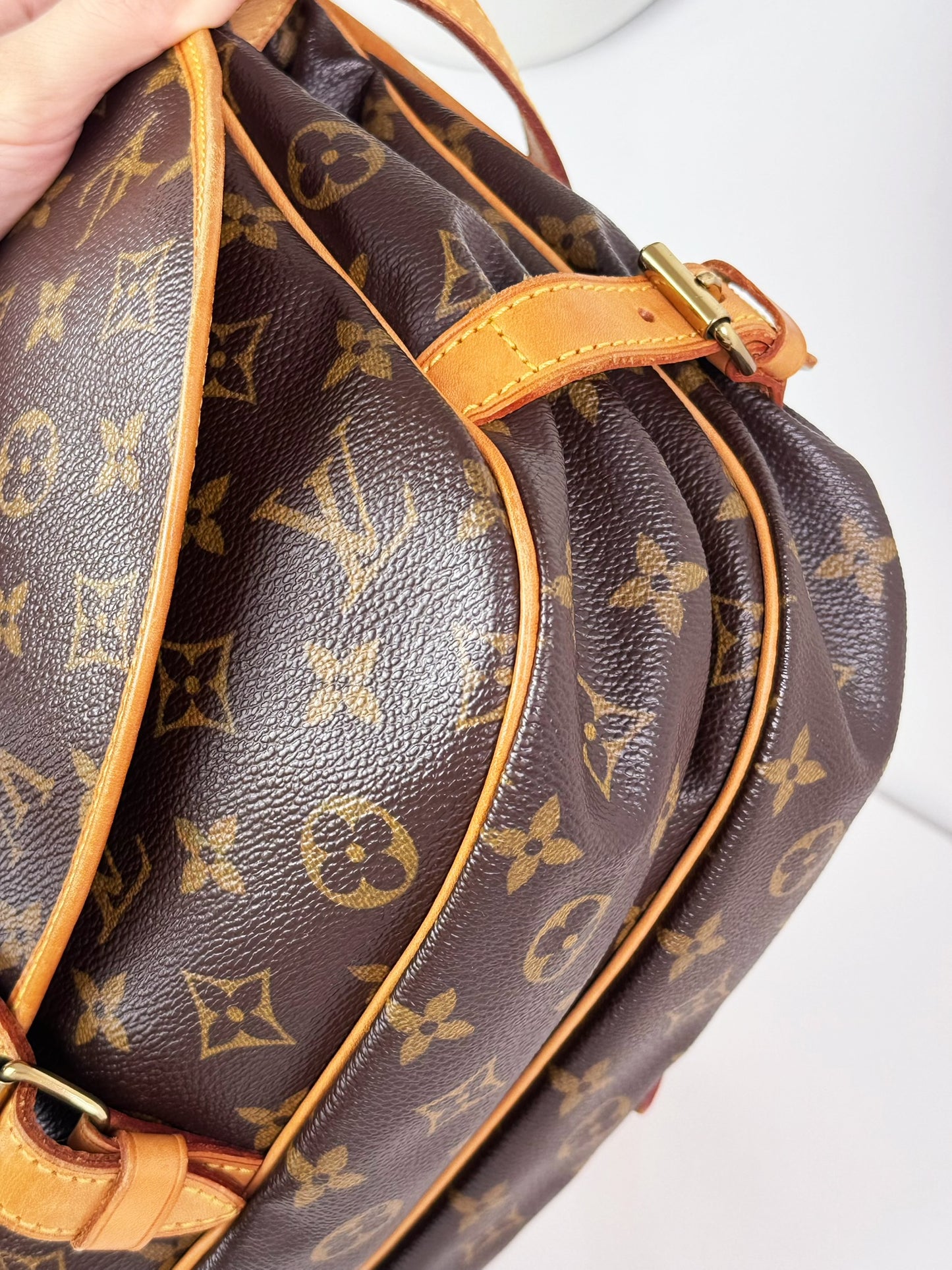 Louis Vuitton Vintage Saumur 30 Shoulder Crossbody Bag