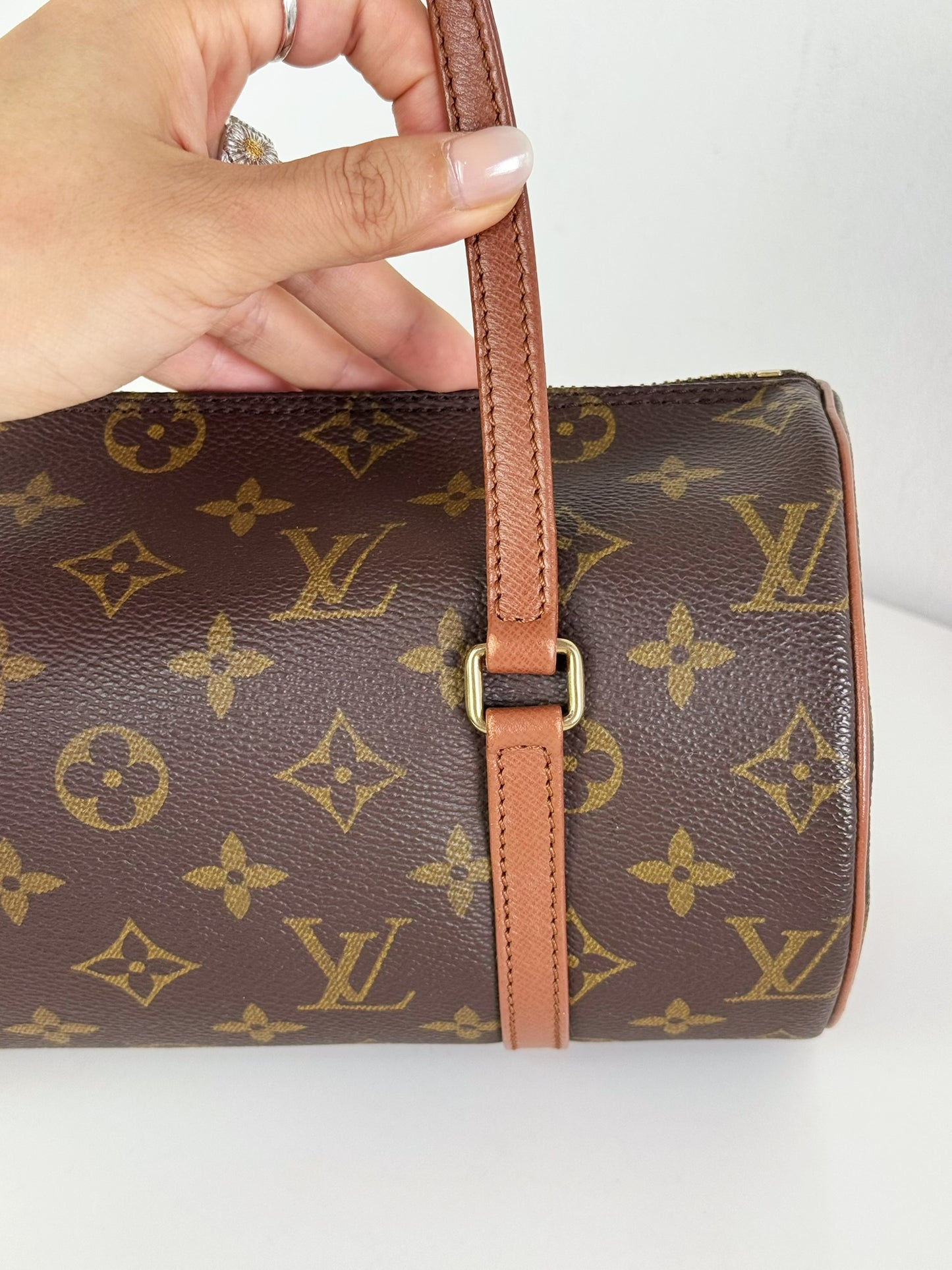 Louis Vuitton Vintage Papillon 26 Handbag Crossbody Bag