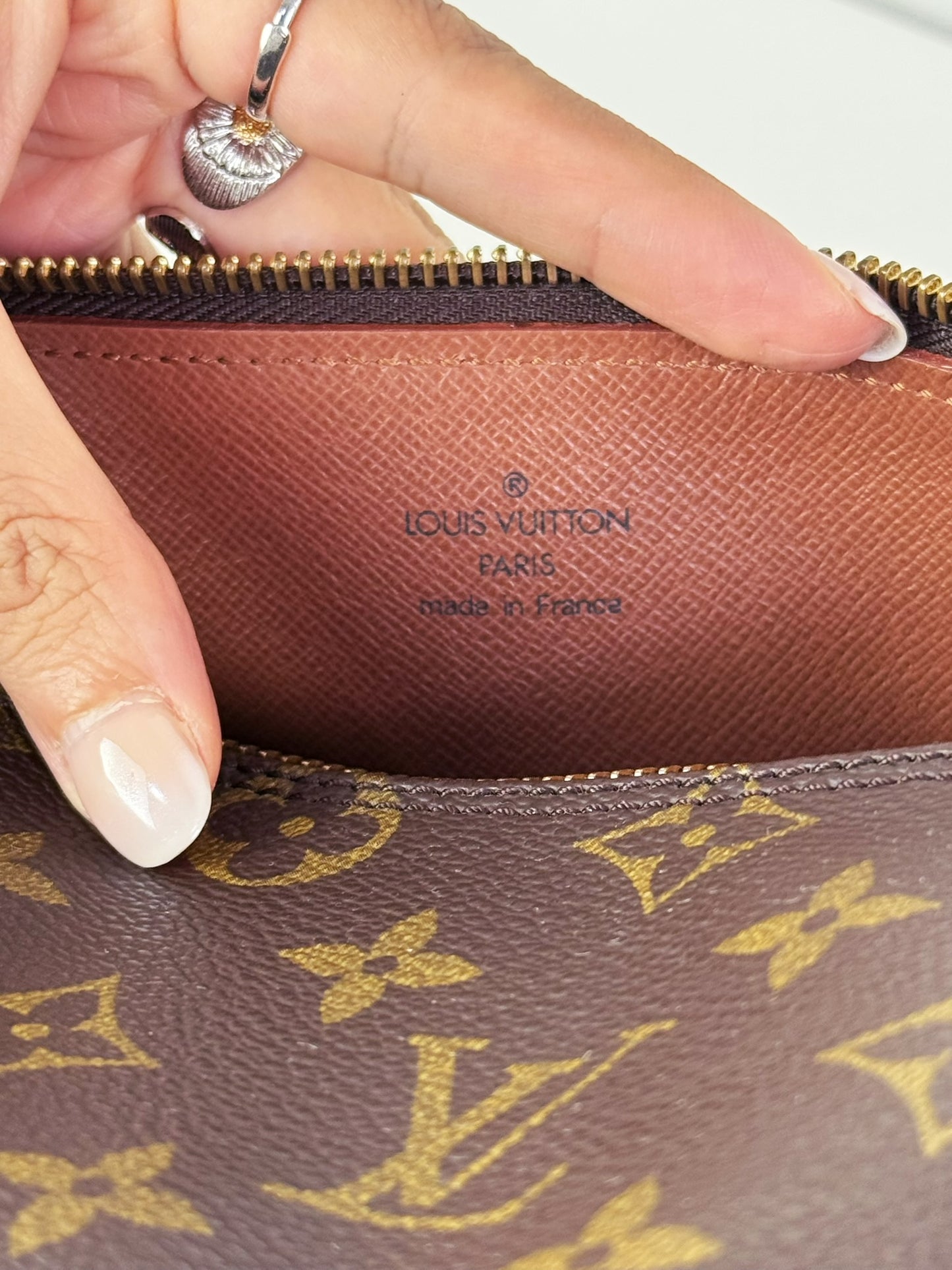 Louis Vuitton Vintage Papillon 26 Handbag Crossbody Bag