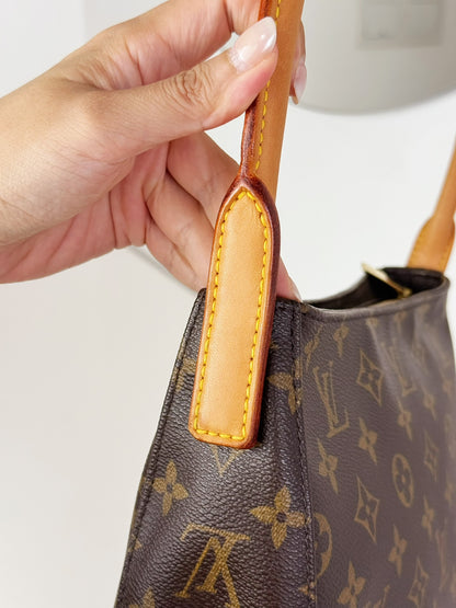 Louis Vuitton Vintage Looping MM Shoulder Bag