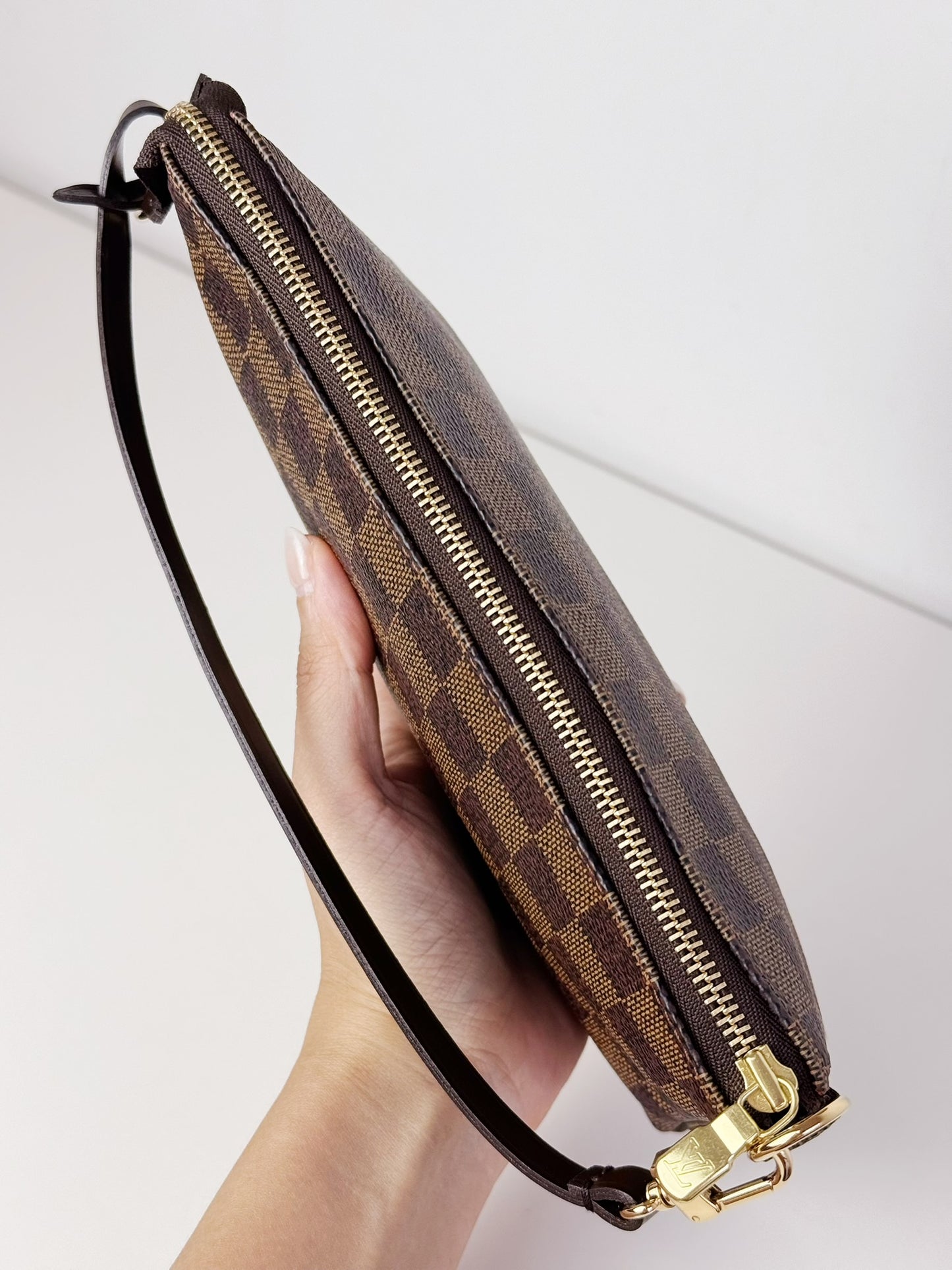 Louis Vuitton Vintage Damier Pochette Accessoires Shoulder Crossbody Bag