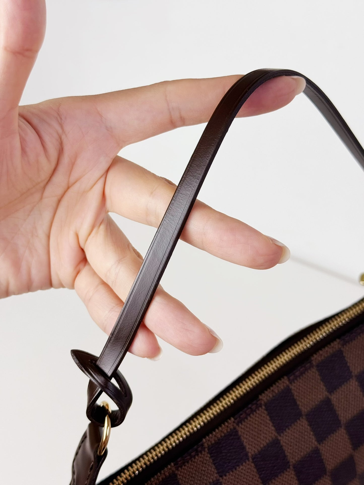 Louis Vuitton Vintage Damier Pochette Accessoires Shoulder Crossbody Bag