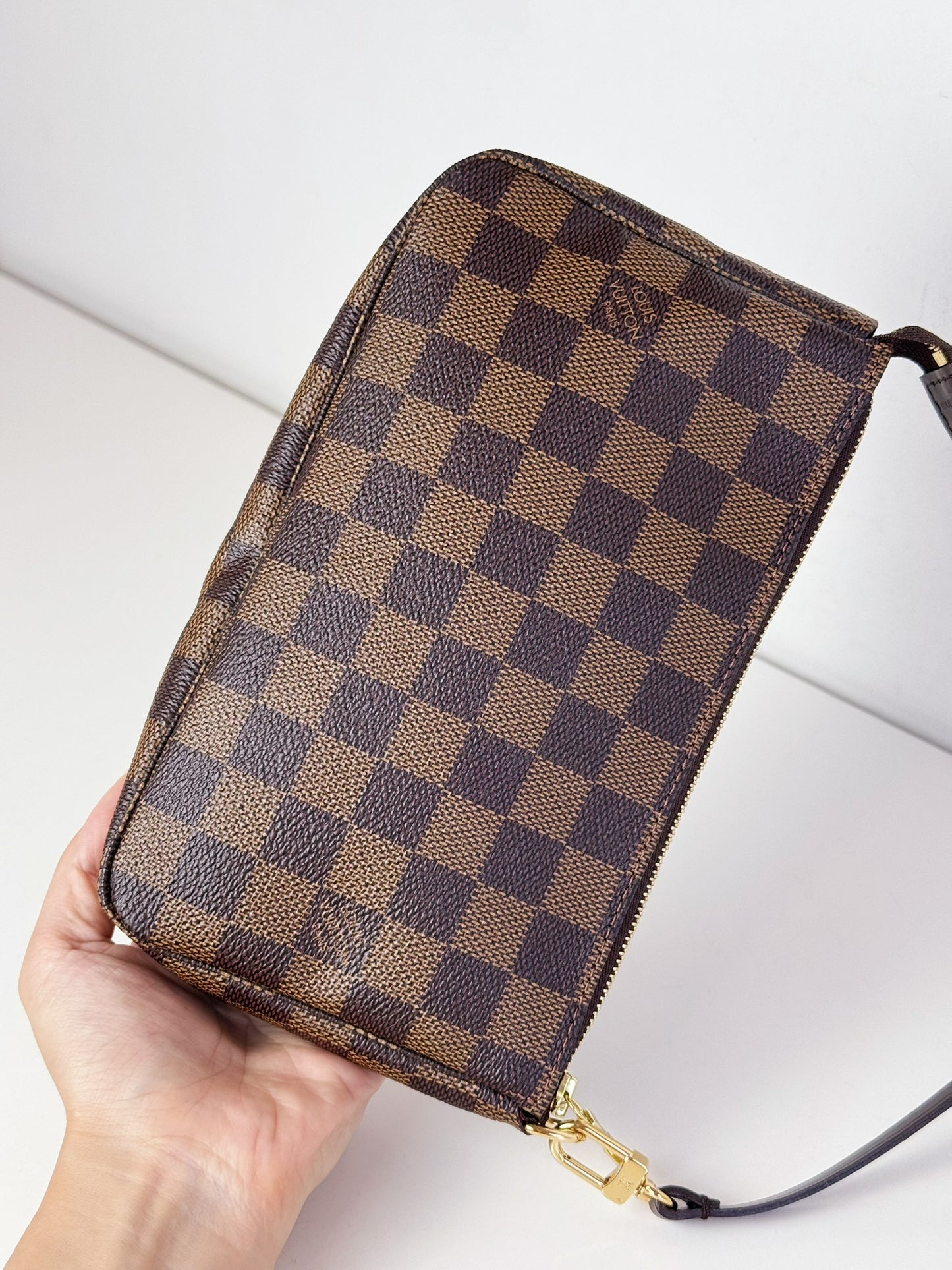 Louis Vuitton Vintage Damier Pochette Accessoires Shoulder Crossbody Bag