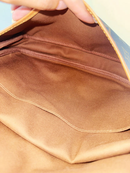 Louis Vuitton Vintage Saumur 30 Shoulder Crossbody Bag