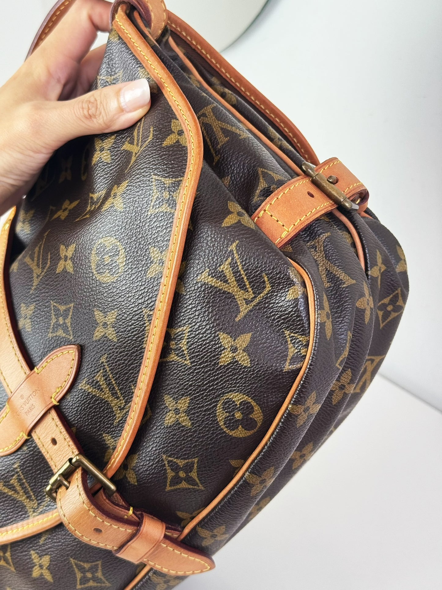 Louis Vuitton Vintage Saumur 30 Shoulder Crossbody Bag