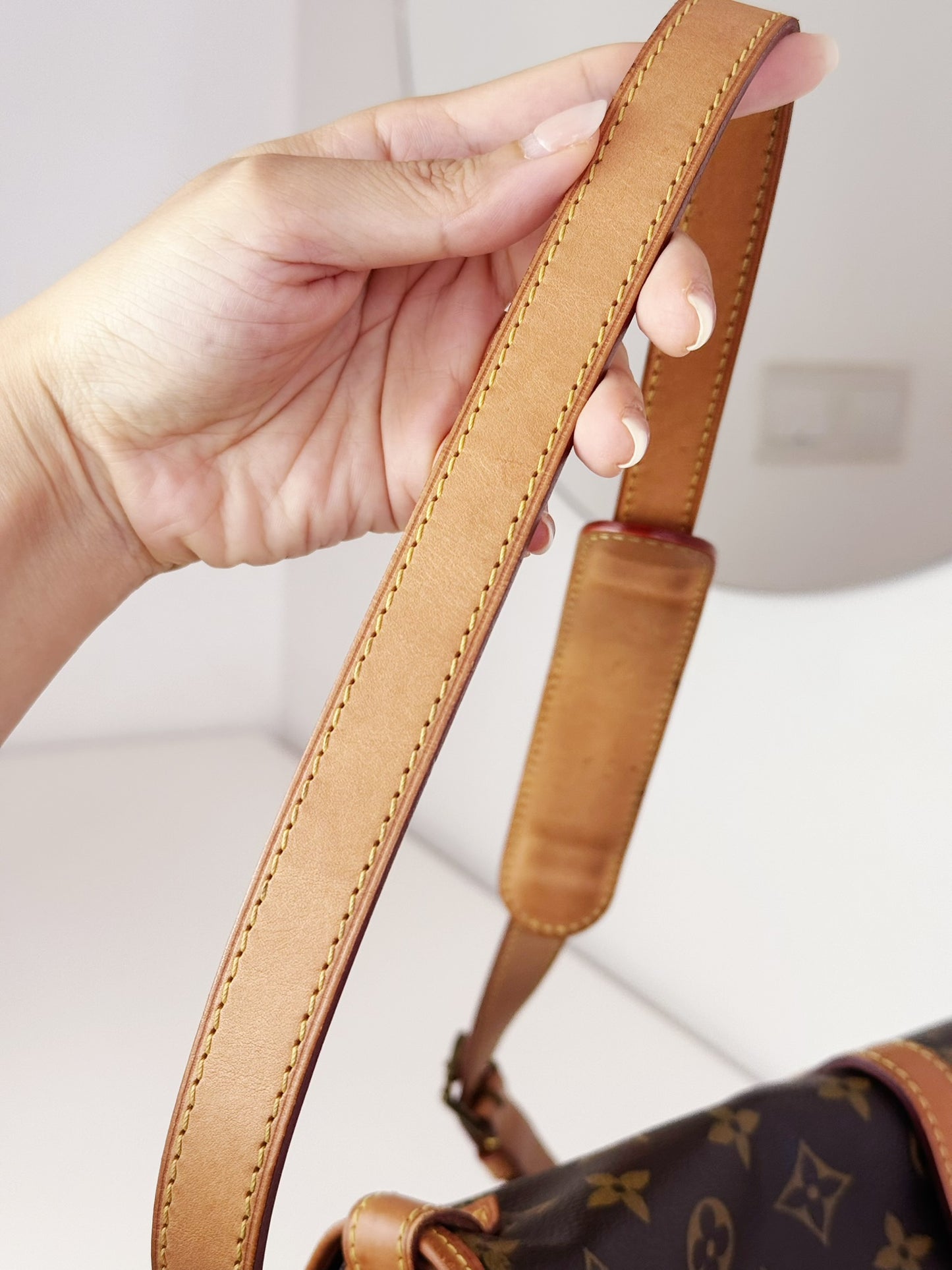 Louis Vuitton Vintage Saumur 30 Shoulder Crossbody Bag
