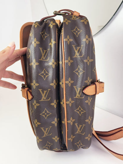 Louis Vuitton Vintage Saumur 30 Shoulder Crossbody Bag