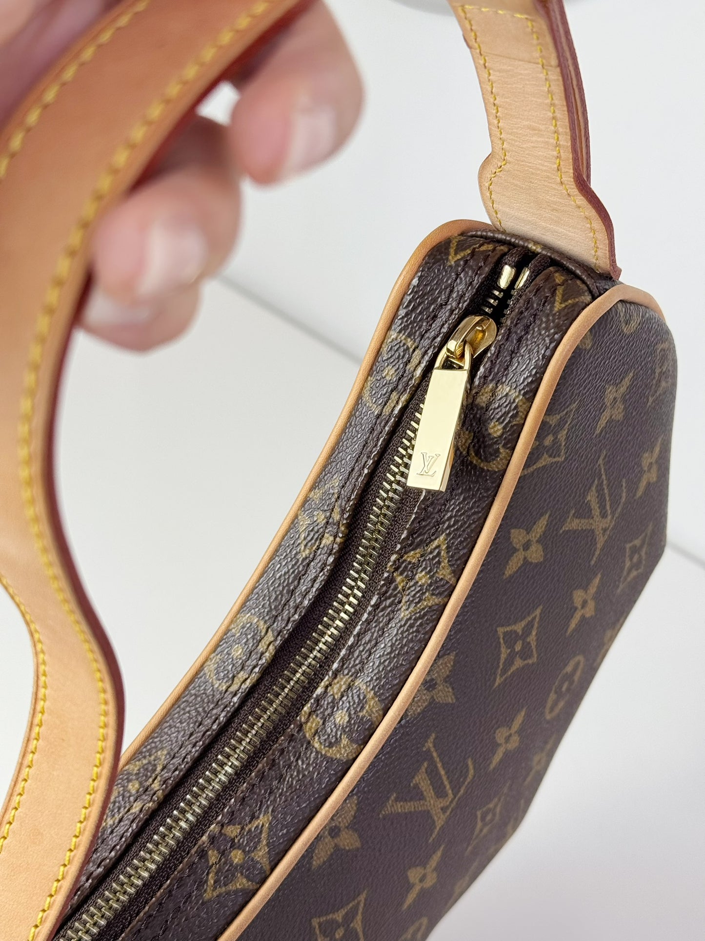 Louis Vuitton Vintage Croissant PM Shoulder Bag