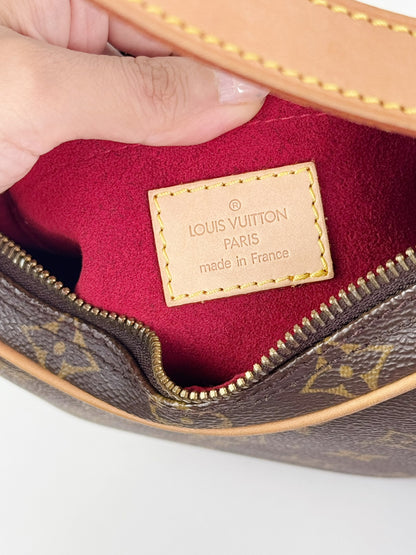 Louis Vuitton Vintage Croissant PM Shoulder Bag