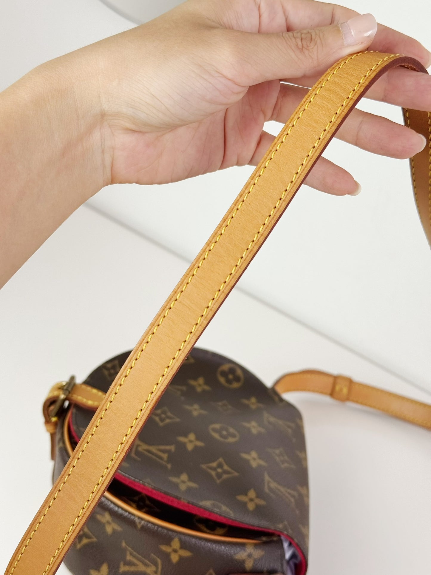 Louis Vuitton Vintage Tambourine Crossbody Bag